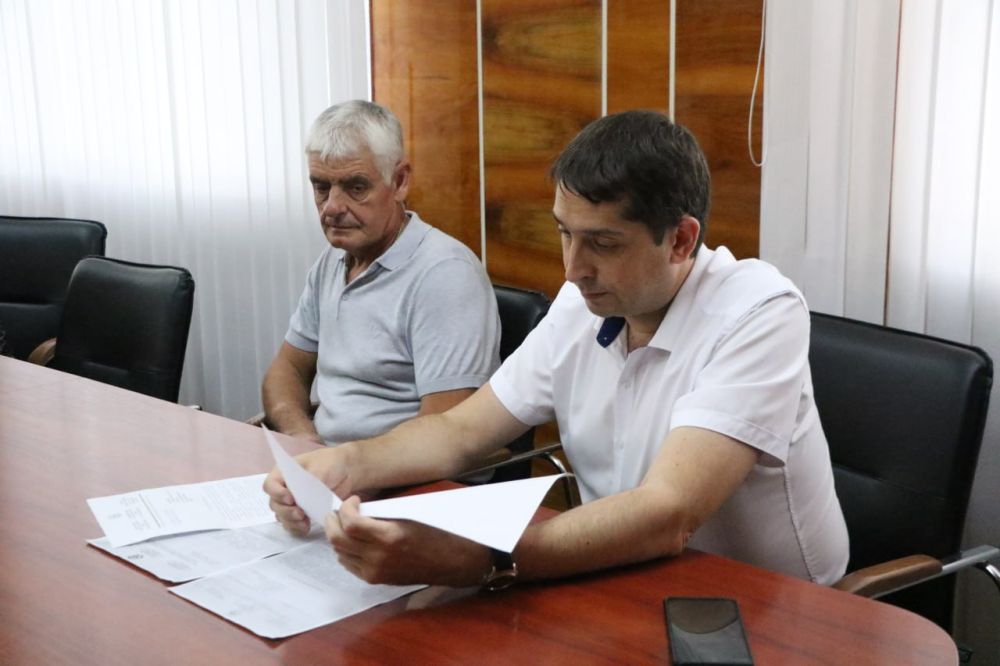 Ольга Урайкина: Сегодня на прием граждан ко мне обратилась жительница Верхнего городка с. Песчаное с вопросом ремонта дороги, установки освещения и работы общественного транспорта Ольга Урайкина: Сегодня на прием граждан ко мне обратилась жительница Верхнего городка с. Песчаное с вопросом ремонта дороги, установки освещения и работы общественного транспорта