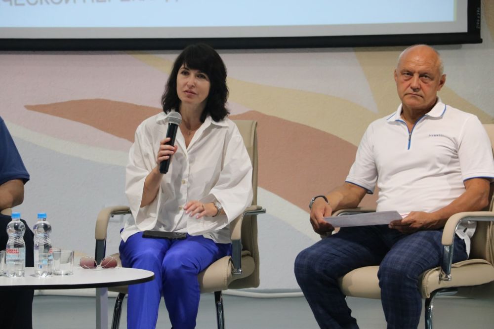 16 сентября 2024 года в Симферополе в МБОУ «Симферопольская академическая гимназия» состоялся инструктивно-обучающий семинар «О проведении турнира по силовому многоборью на гимнастической перекладине «Русский силомер» 16 сентября 2024 года в Симферополе в МБОУ «Симферопольская академическая гимназия» состоялся инструктивно-обучающий семинар «О проведении турнира по силовому многоборью на гимнастической перекладине «Русский силомер»