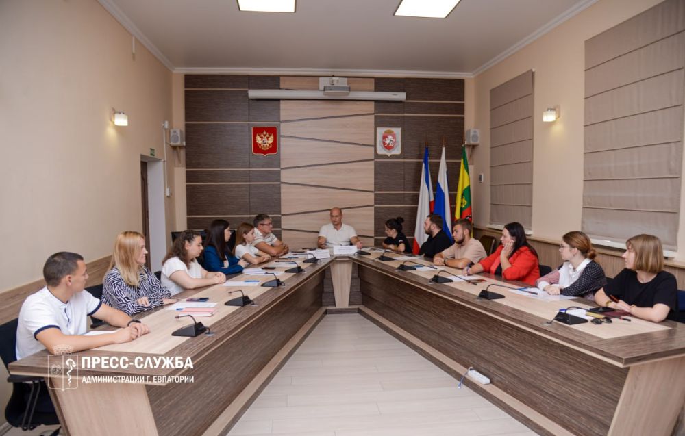 Состоялось первое заседание нового состава Молодежного совета Евпатории Состоялось первое заседание нового состава Молодежного совета Евпатории