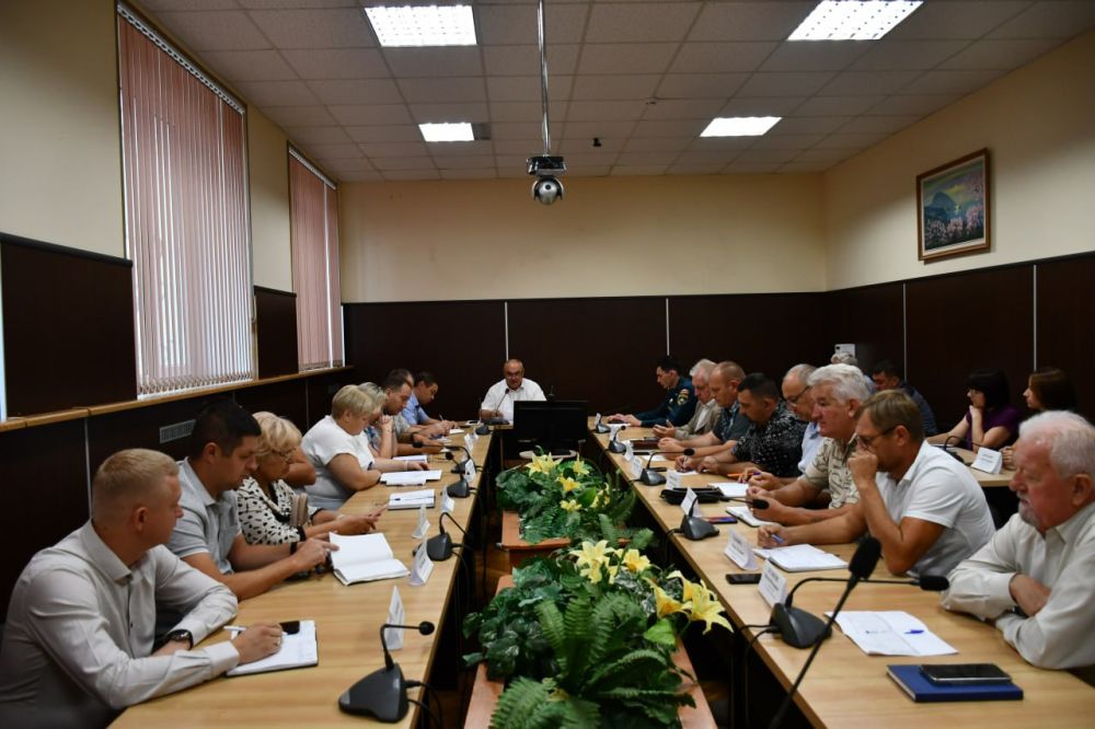 Василий Грабован провёл расширенное аппаратное совещание Василий Грабован провёл расширенное аппаратное совещание