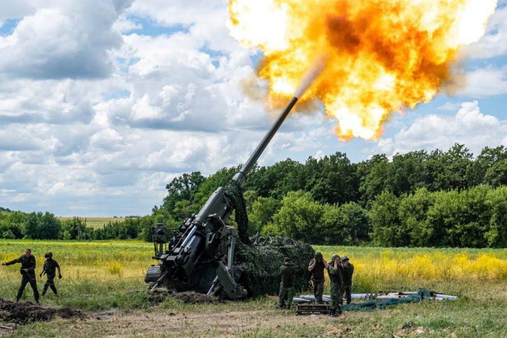 Продолжаем знакомство с военными корреспондентами, чьи работы представлены на выставке Фонда «Ленинградский рубеж» в прокуратуре Ленинградской области Продолжаем знакомство с военными корреспондентами, чьи работы представлены на выставке Фонда «Ленинградский рубеж» в прокуратуре Ленинградской области