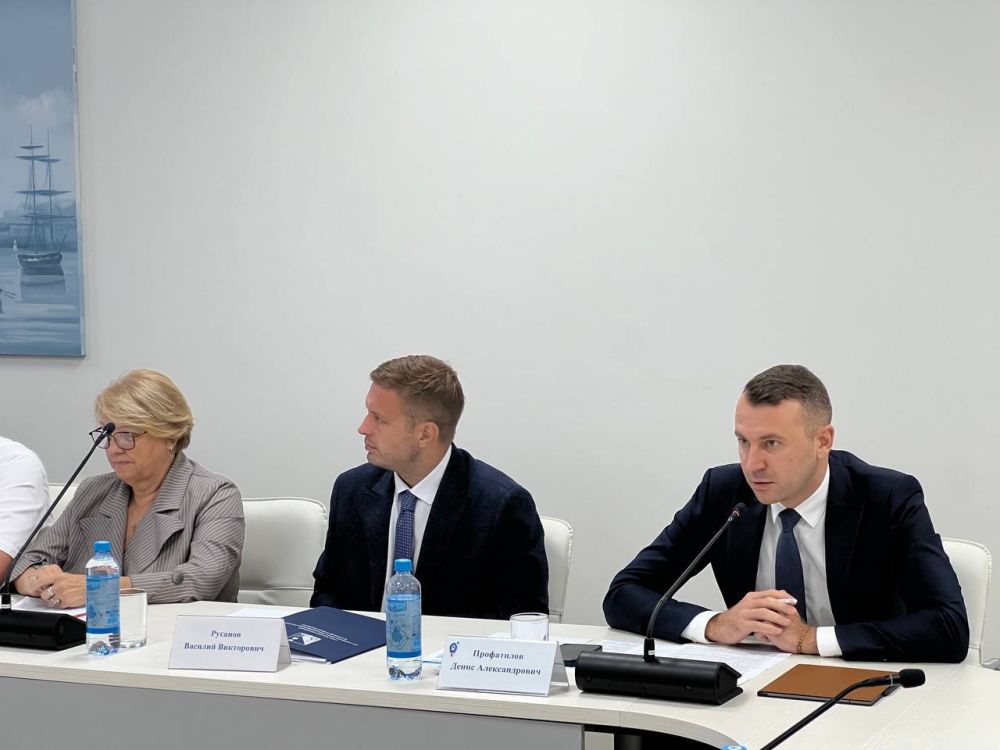 Мария Литовко: Провели совместное заседание Инвестиционного комитета Севастополя и Координационного совета при Правительстве Севастополя по вопросам развития малого и среднего предпринимательства в городе Мария Литовко: Провели совместное заседание Инвестиционного комитета Севастополя и Координационного совета при Правительстве Севастополя по вопросам развития малого и среднего предпринимательства в городе