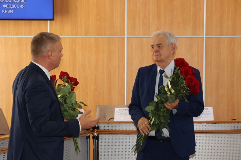 Игорь Ткаченко: Сегодня состоялась первая сессия Феодосийского городского совета 3 созыва Игорь Ткаченко: Сегодня состоялась первая сессия Феодосийского городского совета 3 созыва