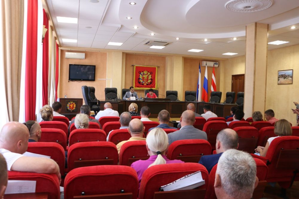 #городские_новости. На должность Главы муниципального образования - Председателя Керченского городского совета избран Денис... #городские_новости. На должность Главы муниципального образования - Председателя Керченского городского совета избран Денис...
