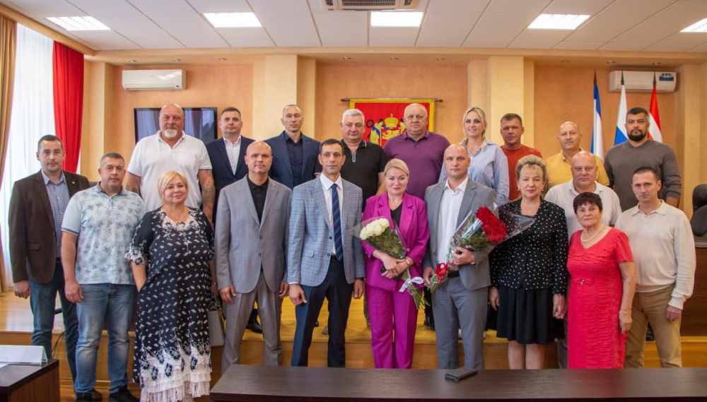 #городские_новости. На должность Главы муниципального образования - Председателя Керченского городского совета избран Денис... #городские_новости. На должность Главы муниципального образования - Председателя Керченского городского совета избран Денис...