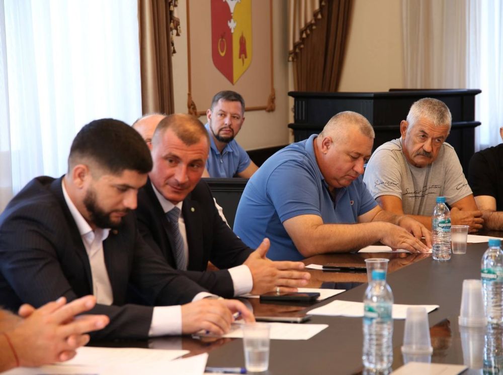 Дмитрий Скобликов: Принял участие в сессии 3-го нового созыва с новыми избранными депутатами Бахчисарайского городского совета, на которой было рассмотрено 6 вопросов Дмитрий Скобликов: Принял участие в сессии 3-го нового созыва с новыми избранными депутатами Бахчисарайского городского совета, на которой было рассмотрено 6 вопросов