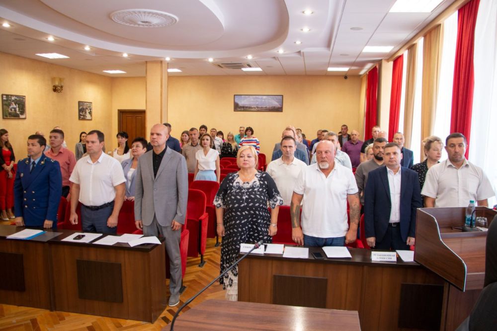 #городские_новости. На должность Главы муниципального образования - Председателя Керченского городского совета избран Денис... #городские_новости. На должность Главы муниципального образования - Председателя Керченского городского совета избран Денис...