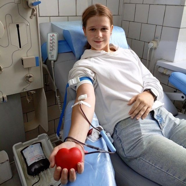 137 ялтинцев приняли участие в донорской акции «Подари жизнь!» 137 ялтинцев приняли участие в донорской акции «Подари жизнь!»