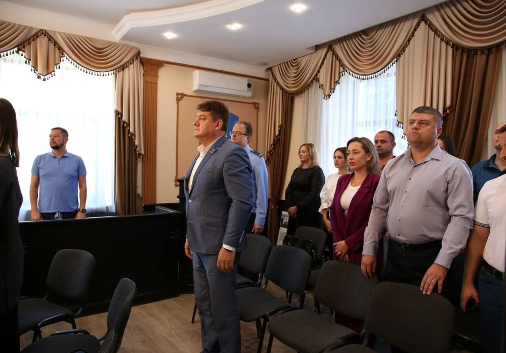 Дмитрий Скобликов: Принял участие в сессии 3-го нового созыва с новыми избранными депутатами Бахчисарайского городского совета, на которой было рассмотрено 6 вопросов Дмитрий Скобликов: Принял участие в сессии 3-го нового созыва с новыми избранными депутатами Бахчисарайского городского совета, на которой было рассмотрено 6 вопросов