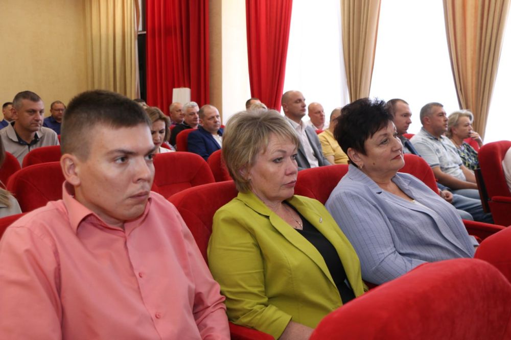 #городские_новости. На должность Главы муниципального образования - Председателя Керченского городского совета избран Денис... #городские_новости. На должность Главы муниципального образования - Председателя Керченского городского совета избран Денис...