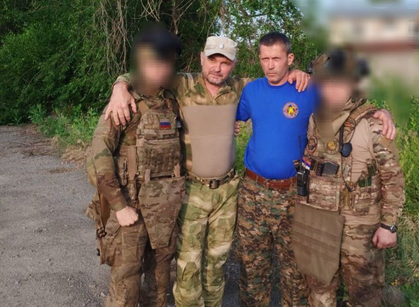 «Мир не без добрых людей»: Спасатель Алуштинского аварийно-спасательного отряда ГКУ РК «КРЫМ-СПАС» оказывает содействие в доставке гуманитарной помощи в зону СВО «Мир не без добрых людей»: Спасатель Алуштинского аварийно-спасательного отряда ГКУ РК «КРЫМ-СПАС» оказывает содействие в доставке гуманитарной помощи в зону СВО