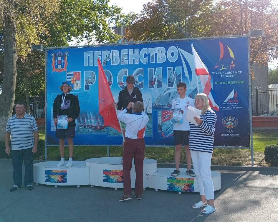 Крымские яхтсмены завоевали две бронзовые медали на Первенстве России по парусному спорту в международных классах яхт Крымские яхтсмены завоевали две бронзовые медали на Первенстве России по парусному спорту в международных классах яхт