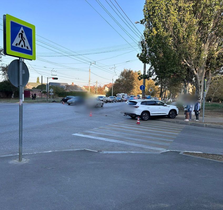 В Керчи ребёнок пострадал в ДТП В Керчи ребёнок пострадал в ДТП