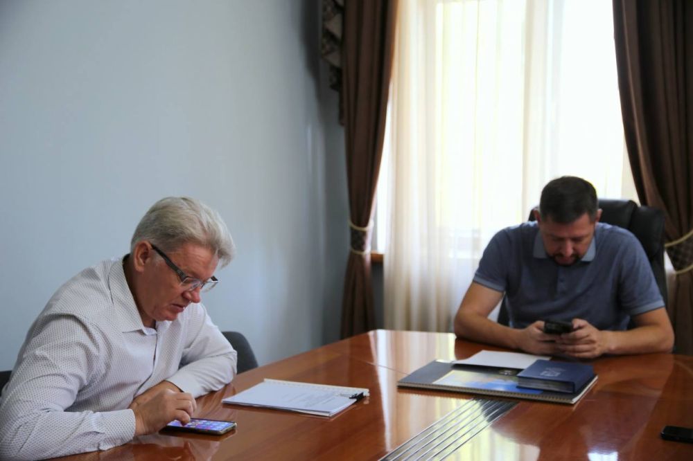 Дмитрий Скобликов: Сегодня провёл приём граждан по личным вопросам, в котором участвовали мои заместители Дмитрий Скобликов: Сегодня провёл приём граждан по личным вопросам, в котором участвовали мои заместители