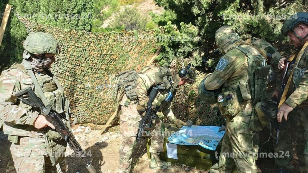 На ЮБК также проходят масштабные учения подразделений «Барс-Крым» На ЮБК также проходят масштабные учения подразделений «Барс-Крым»