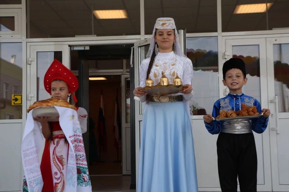 В Бахчисарае открылся новый детский сад «Алтын бешик» В Бахчисарае открылся новый детский сад «Алтын бешик»