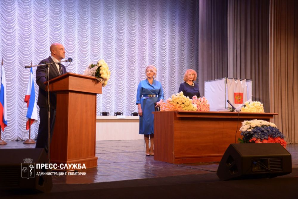 Галина Герасимова избрана на должность Главы города Евпатории Галина Герасимова избрана на должность Главы города Евпатории