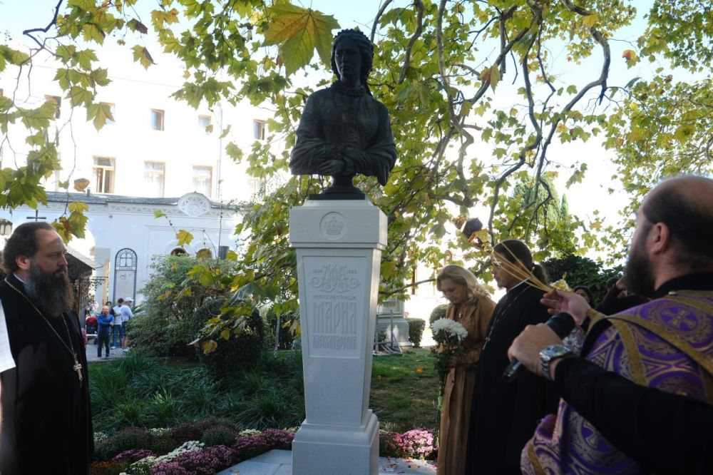 Янина Павленко: Ряд светлых знаковых событий, который объединил сегодняшний большой православный праздник – Воздвижение Честного и Животворящего Креста Господня Янина Павленко: Ряд светлых знаковых событий, который объединил сегодняшний большой православный праздник – Воздвижение Честного и Животворящего Креста Господня