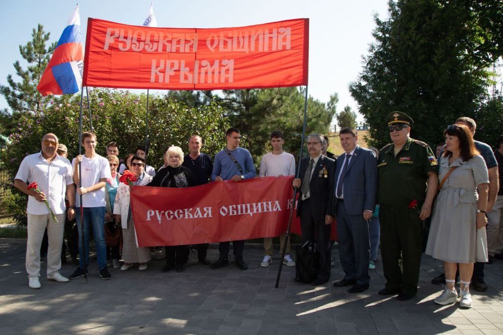 Владимир Константинов: Поздравляю с днем рождения моего друга и соратника, настоящего патриота России, руководителя Русской общины Крыма Сергея Павловича Цекова! Владимир Константинов: Поздравляю с днем рождения моего друга и соратника, настоящего патриота России, руководителя Русской общины Крыма Сергея Павловича Цекова!