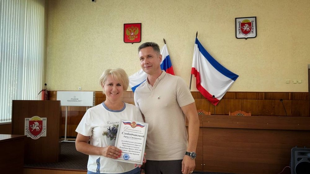 Александр Дудинов: Вместе с главой муниципального образования Алексеем Шипицыным поздравили с праздником представителей туристической сферы Александр Дудинов: Вместе с главой муниципального образования Алексеем Шипицыным поздравили с праздником представителей туристической сферы