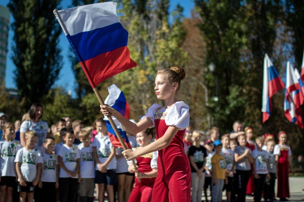 28 сентября в Гагаринском парке состоялось торжественное мероприятие в рамках благотворительной акции «Белый цветок» 28 сентября в Гагаринском парке состоялось торжественное мероприятие в рамках благотворительной акции «Белый цветок»