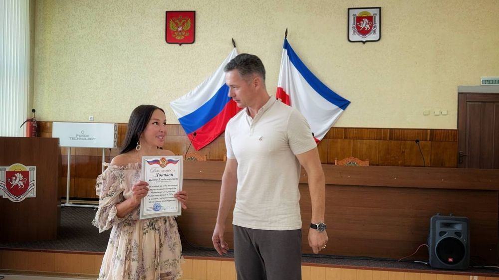 Александр Дудинов: Вместе с главой муниципального образования Алексеем Шипицыным поздравили с праздником представителей туристической сферы Александр Дудинов: Вместе с главой муниципального образования Алексеем Шипицыным поздравили с праздником представителей туристической сферы