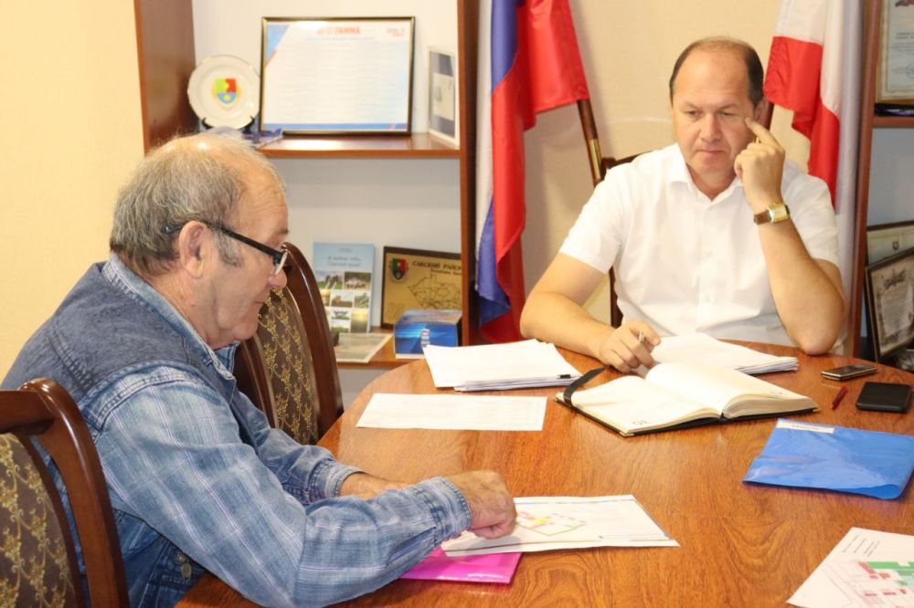 Владислав Хаджиев: По понедельникам провожу приём граждан Владислав Хаджиев: По понедельникам провожу приём граждан