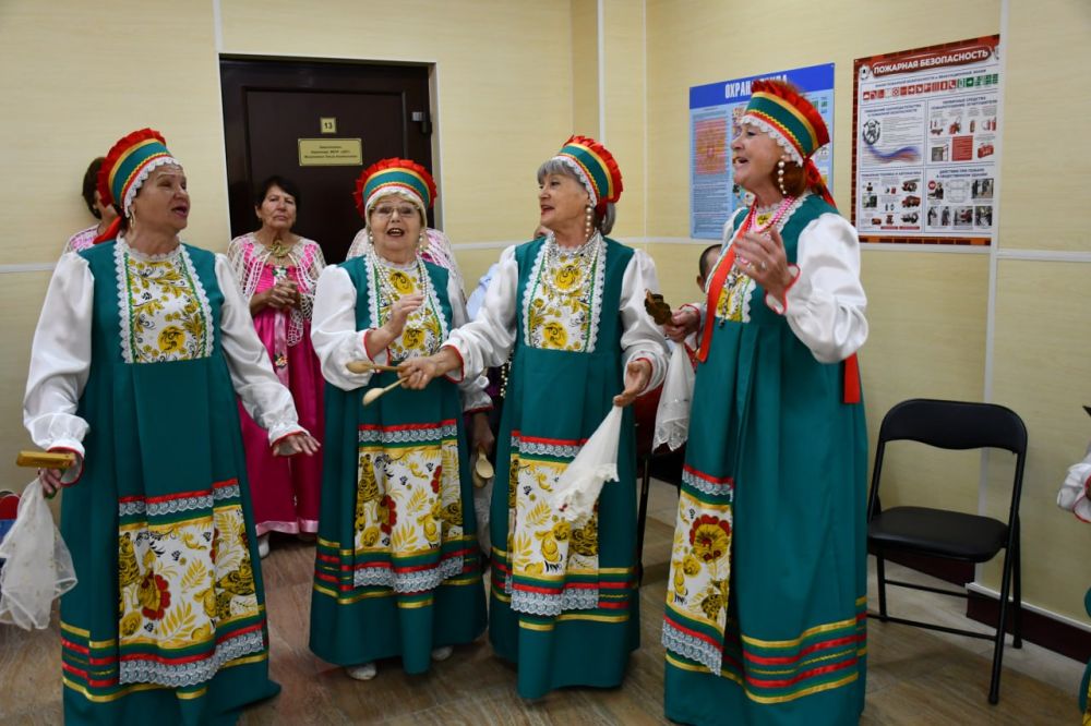 Фестиваль "Золотая осень" ко Дню пожилого человека состоялся у нас в районе Фестиваль "Золотая осень" ко Дню пожилого человека состоялся у нас в районе