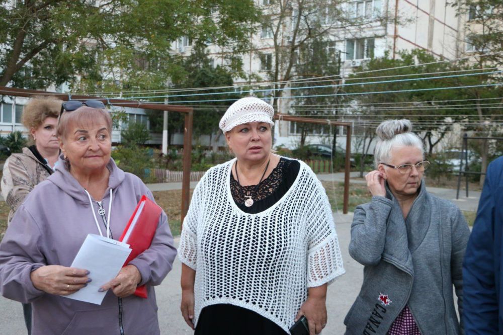 #в_диалоге_с_керчанами. И.о. главы администрации Олег КАТОРГИН совместно с главой муниципального образования Денисом... #в_диалоге_с_керчанами. И.о. главы администрации Олег КАТОРГИН совместно с главой муниципального образования Денисом...