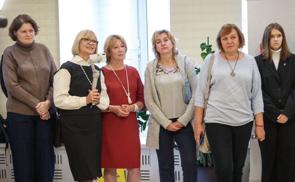 Екатерина Алтабаева: Приняла участие в открытии выставки картин мастериц-вышивальщиц, объединенных в рамках проекта «Жизнь прекрасна» Екатерина Алтабаева: Приняла участие в открытии выставки картин мастериц-вышивальщиц, объединенных в рамках проекта «Жизнь прекрасна»