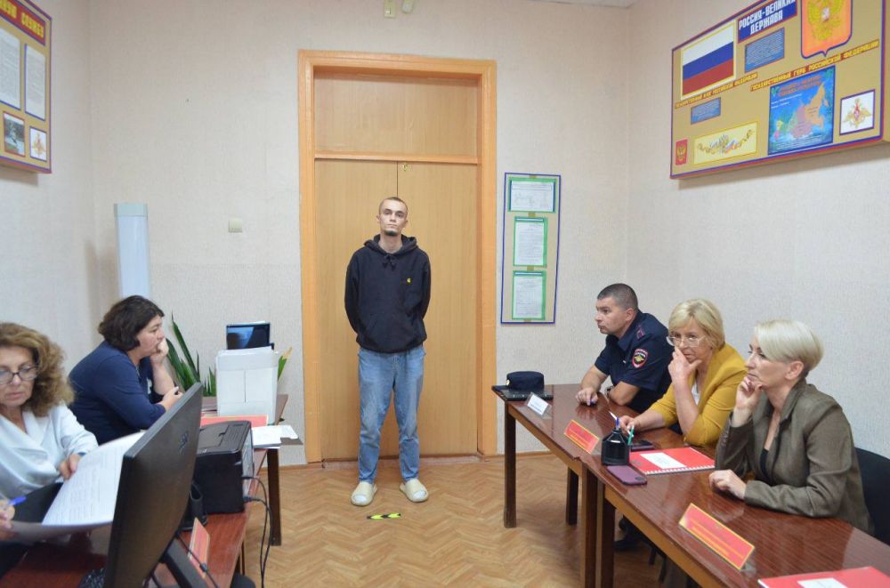 С 1 октября в России начался осенний призыв на срочную службу в армию, который продлится до 31 декабря С 1 октября в России начался осенний призыв на срочную службу в армию, который продлится до 31 декабря
