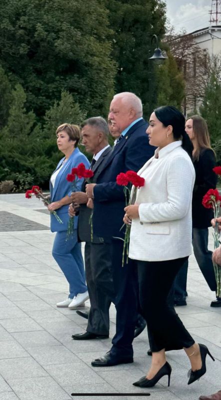 В Симферополе состоялся «круглый стол», посвящённый 220-летию поселения немцев в Крыму В Симферополе состоялся «круглый стол», посвящённый 220-летию поселения немцев в Крыму