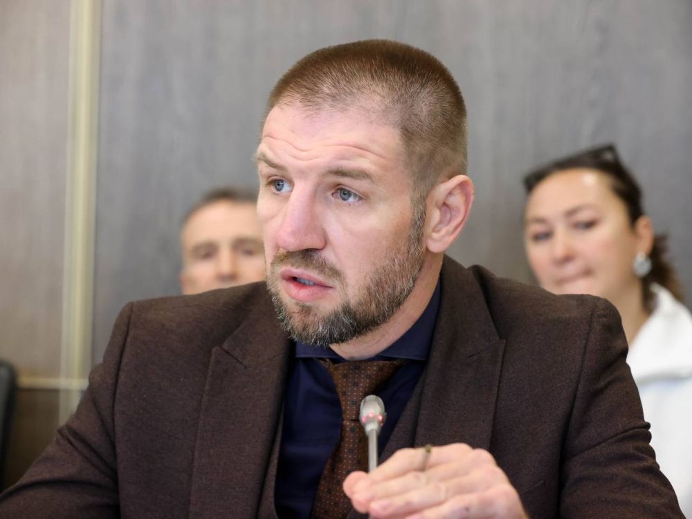 Депутаты обсудили план работы Комитета по физической культуре и спорту на очередном заседании Депутаты обсудили план работы Комитета по физической культуре и спорту на очередном заседании
