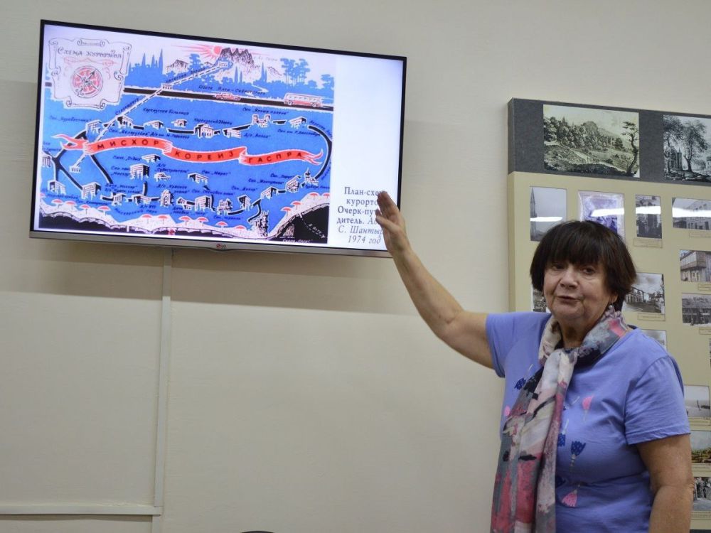 В Кореизе презентовали уникальный арт-календарь с картинами современных крымских художников В Кореизе презентовали уникальный арт-календарь с картинами современных крымских художников