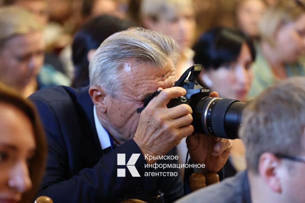 В Симферополе стартовал форум "Журналистика в период СВО" В Симферополе стартовал форум "Журналистика в период СВО"