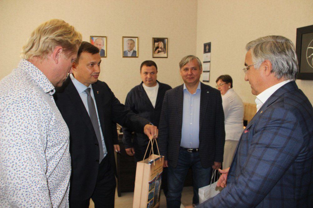 Константин Шимановский: Ялту посетили наши добрые друзья из Татарстана Константин Шимановский: Ялту посетили наши добрые друзья из Татарстана