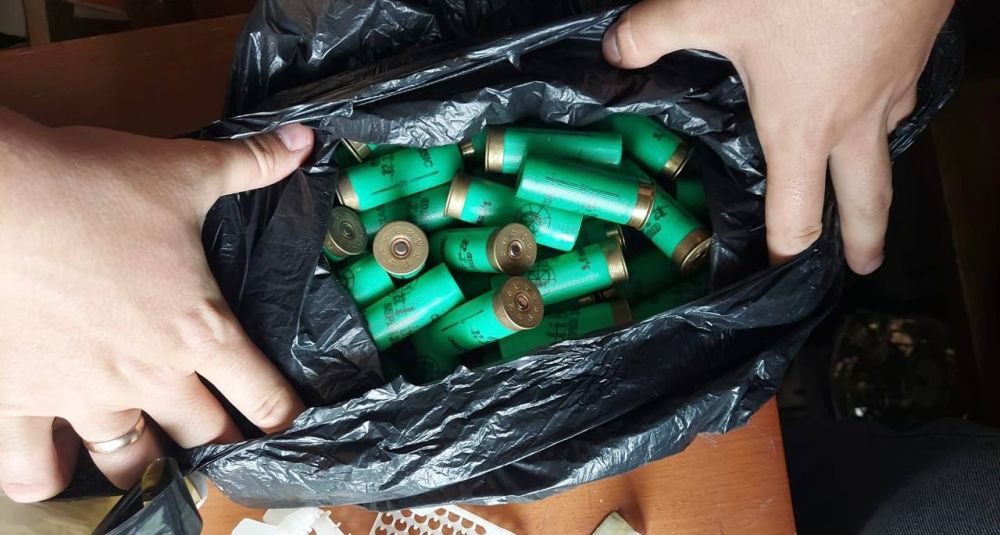 В Алуште на скамье подсудимых оказался мужчина по обвинению в убийстве и хищении денежных средств В Алуште на скамье подсудимых оказался мужчина по обвинению в убийстве и хищении денежных средств