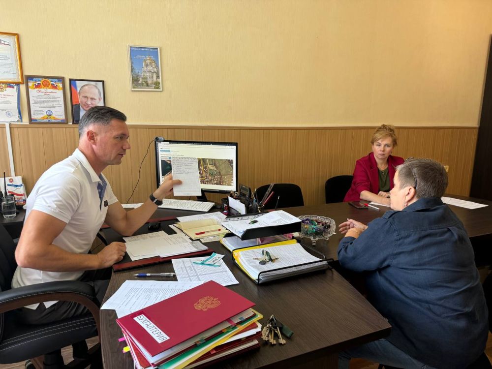 Александр Дудинов: Провел прием граждан по личным вопросам в администрации Черноморского района Александр Дудинов: Провел прием граждан по личным вопросам в администрации Черноморского района