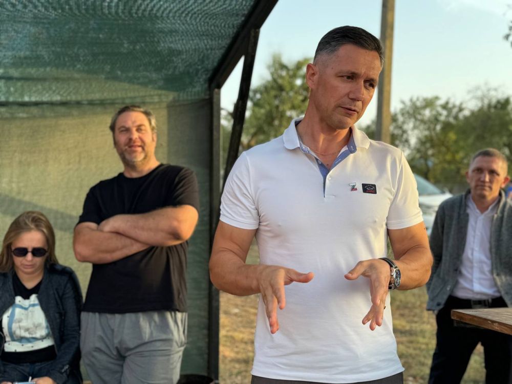 Александр Дудинов: Провели встречу с жителями села Новосельское Александр Дудинов: Провели встречу с жителями села Новосельское