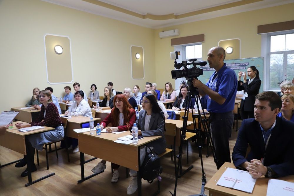 Валентина Лаврик: 07 октября 2024 года в Республике Крым на площадке ГБОУ ДПО РК «Крымский республиканский институт... Валентина Лаврик: 07 октября 2024 года в Республике Крым на площадке ГБОУ ДПО РК «Крымский республиканский институт...
