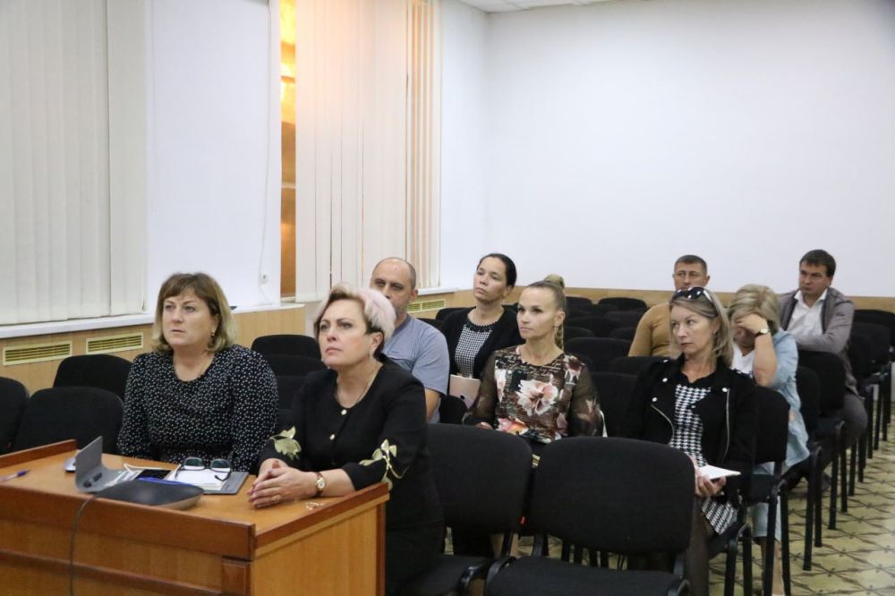 Ольга Урайкина: Сегодня в Бахчисарайском районе состоялось совещание в режиме ВКС с Председателем Комитета по... Ольга Урайкина: Сегодня в Бахчисарайском районе состоялось совещание в режиме ВКС с Председателем Комитета по...
