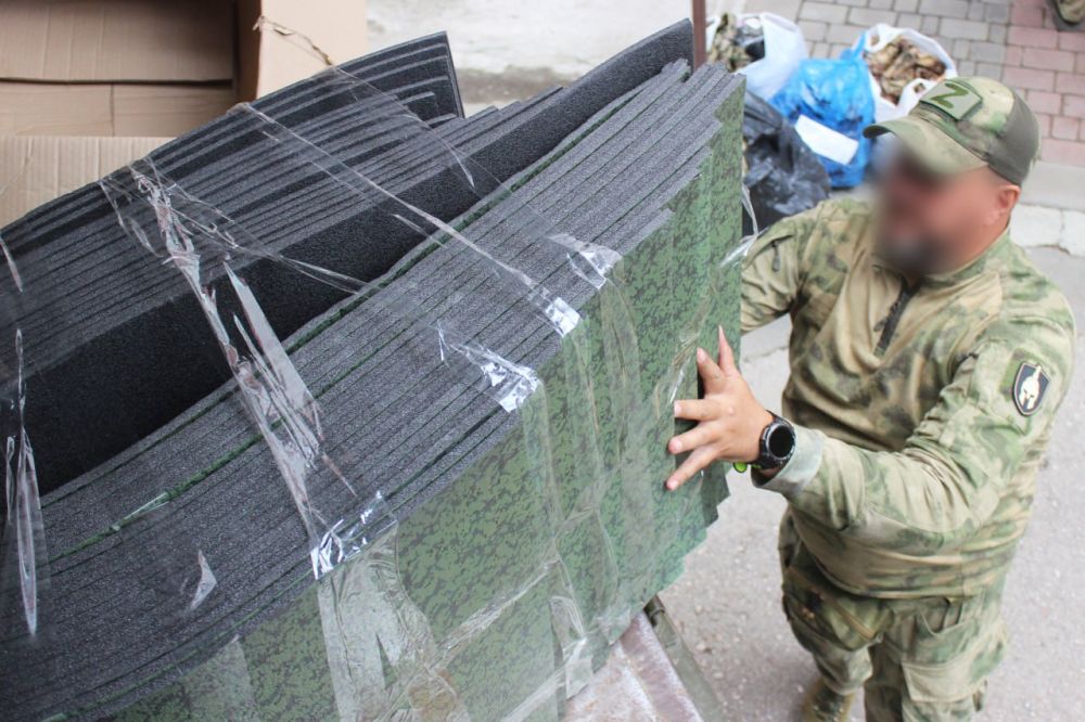 Из Крыма отправлена новая партия гуманитарной помощи бойцам СВО Из Крыма отправлена новая партия гуманитарной помощи бойцам СВО