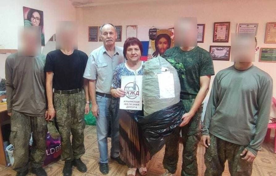Поддержим СВОих ребят!. Без сна и отдыха: на рубежах, в тылу и на передовой – сотни тысяч военнослужащих стоят на страже... Поддержим СВОих ребят!. Без сна и отдыха: на рубежах, в тылу и на передовой – сотни тысяч военнослужащих стоят на страже...
