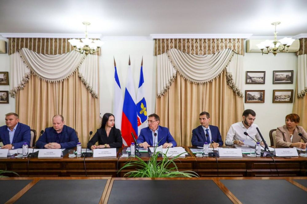 На должность главы Симферополя выбрали два кандидата На должность главы Симферополя выбрали два кандидата