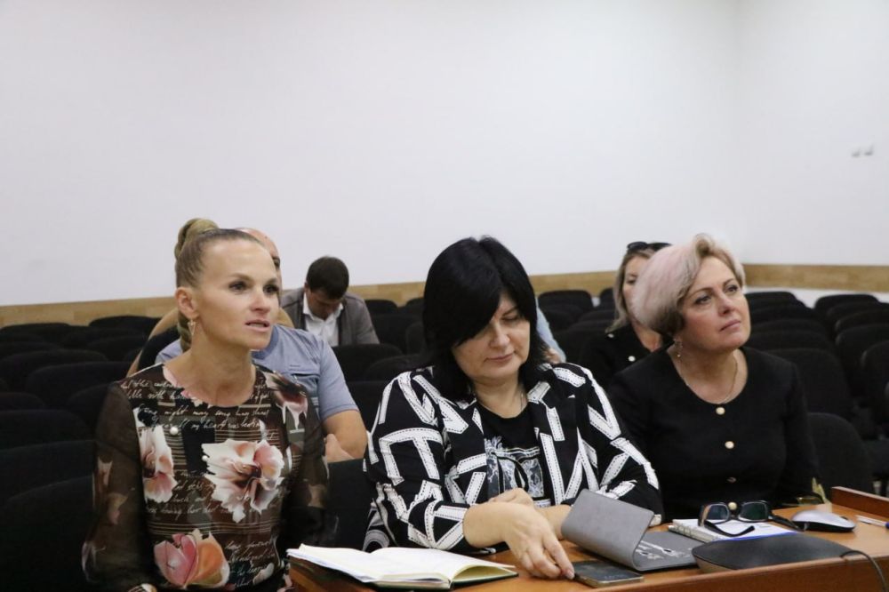 Ольга Урайкина: Сегодня в Бахчисарайском районе состоялось совещание в режиме ВКС с Председателем Комитета по... Ольга Урайкина: Сегодня в Бахчисарайском районе состоялось совещание в режиме ВКС с Председателем Комитета по...