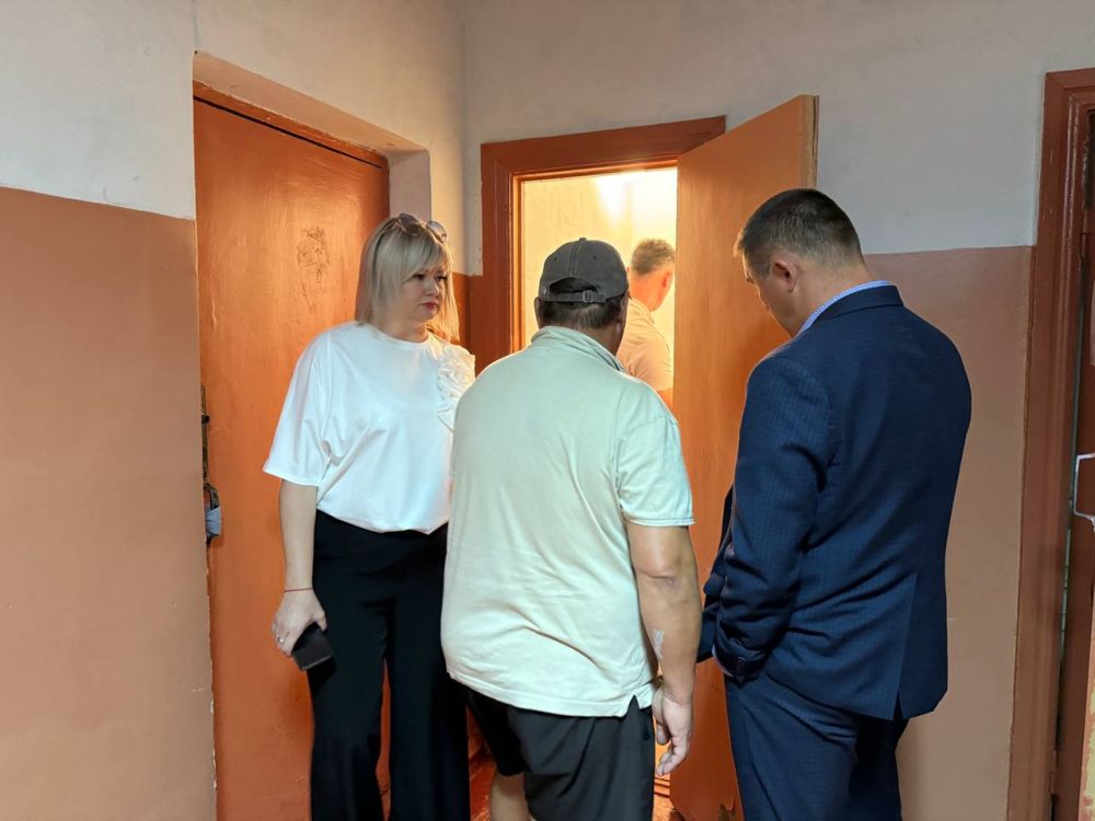 Александр Дудинов: С рабочим визитом посетил Новосельский сельский Дом культуры Александр Дудинов: С рабочим визитом посетил Новосельский сельский Дом культуры