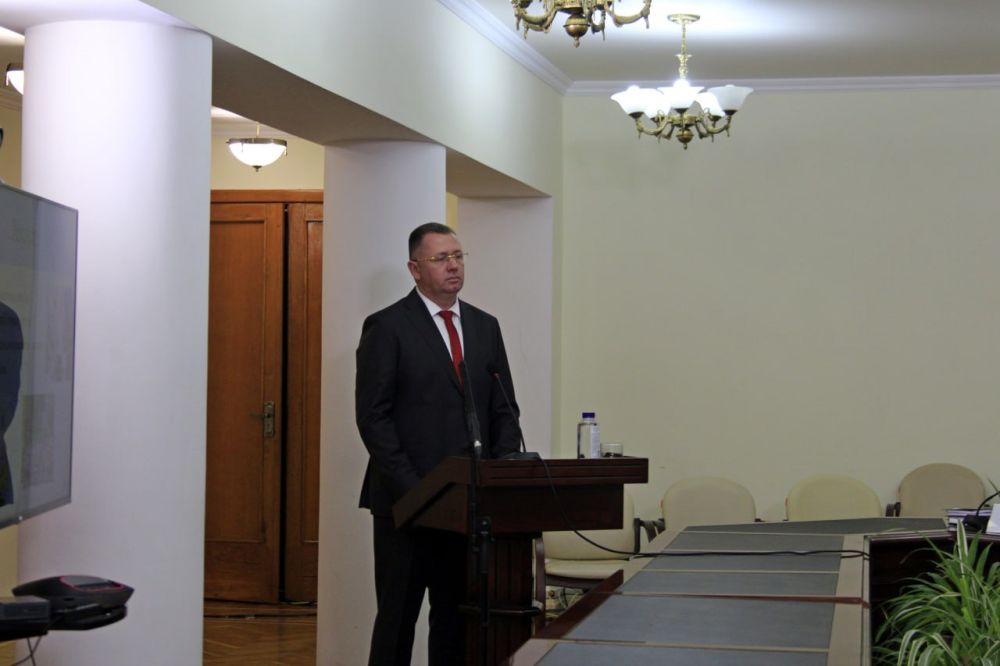 Михаил Афанасьев: Принял участие в конкурсе на замещение должности главы администрации города Симферополя Михаил Афанасьев: Принял участие в конкурсе на замещение должности главы администрации города Симферополя