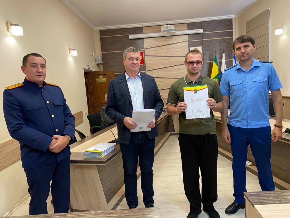 В Евпатории прокуратура добилась восстановления жилищных прав 10 сирот В Евпатории прокуратура добилась восстановления жилищных прав 10 сирот