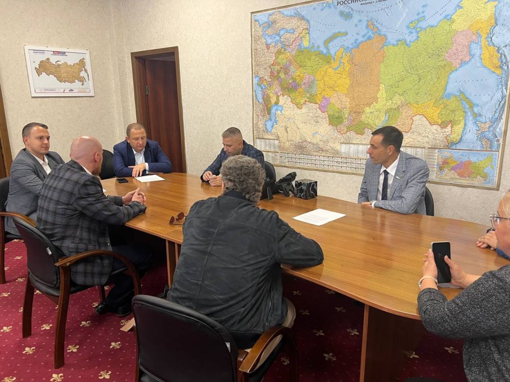 Альберт Куршутов: Провел рабочую встречу с представителями IT-кластера совместно с первым заместителем Председателя... Альберт Куршутов: Провел рабочую встречу с представителями IT-кластера совместно с первым заместителем Председателя...