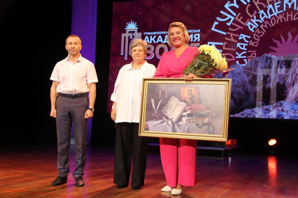 Константин Шимановский: Гуманитарно-педагогической академии 80 лет! Константин Шимановский: Гуманитарно-педагогической академии 80 лет!